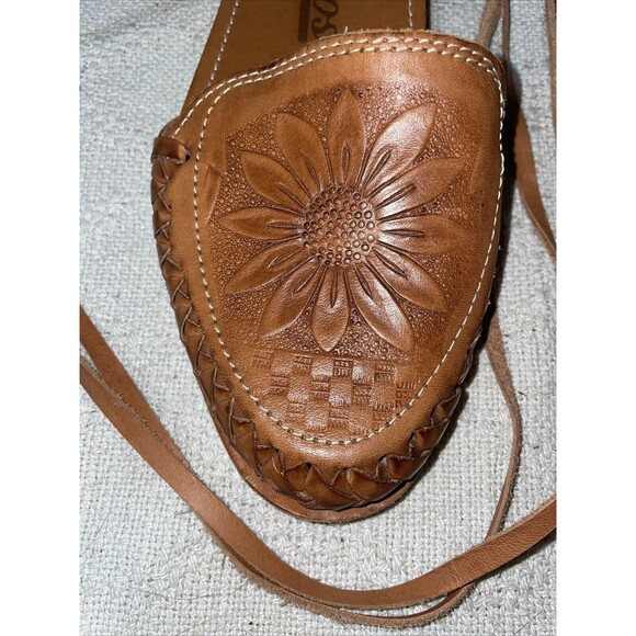 Cucos Women’s Casual Sandals Size 5 U.S. 7 M Brown Leather Ankle Straps Comfort - Picture 8 of 12